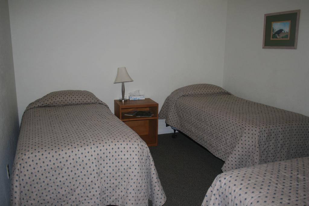 Jnr Hotel Cedarville Room photo